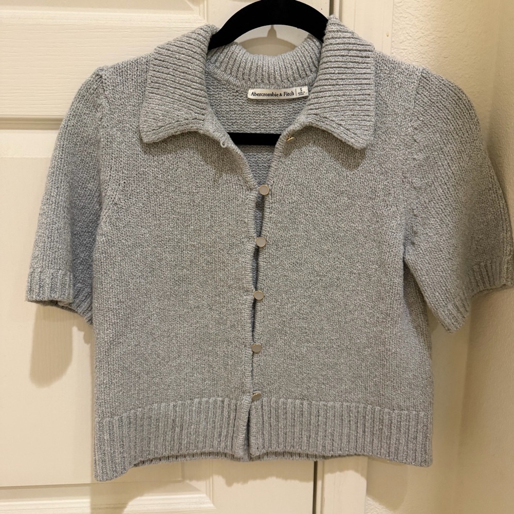 Abercrombie & Fitch Light Gray Button-Up Cardigan